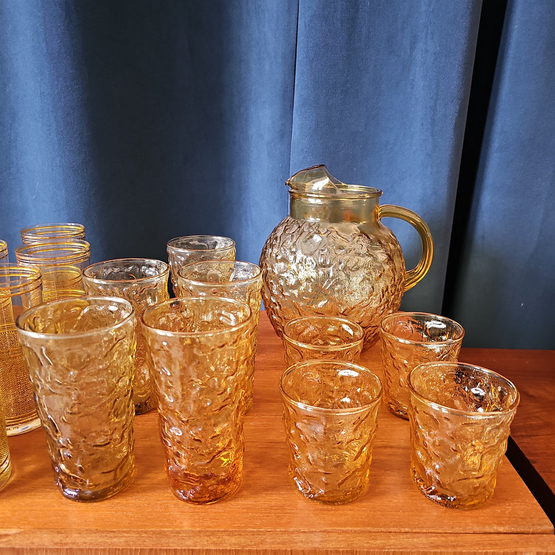 Anchor Hocking Drinkware Set