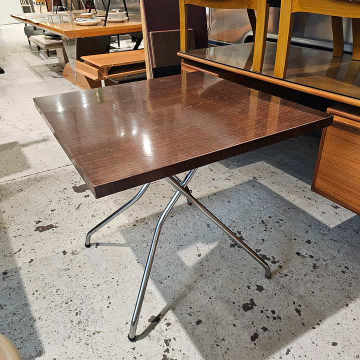 Collapsible Faux Rosewood Game Table
