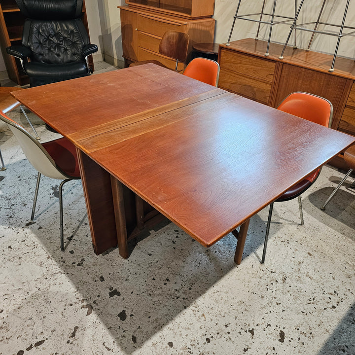 Bruno Mathsson 'Maria Flap' Style Dining Table