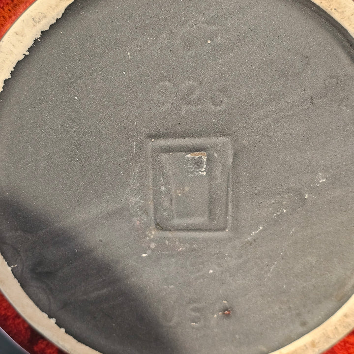 McCoy Pottery 926 Mt Clemens Red & Black Glaze Planter