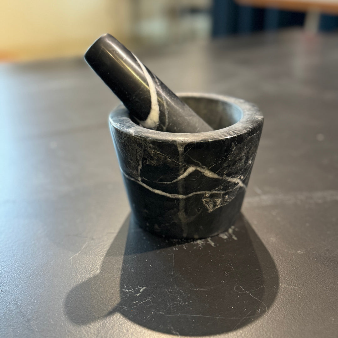 2 pc Black Marble Mortar & Pestle Set