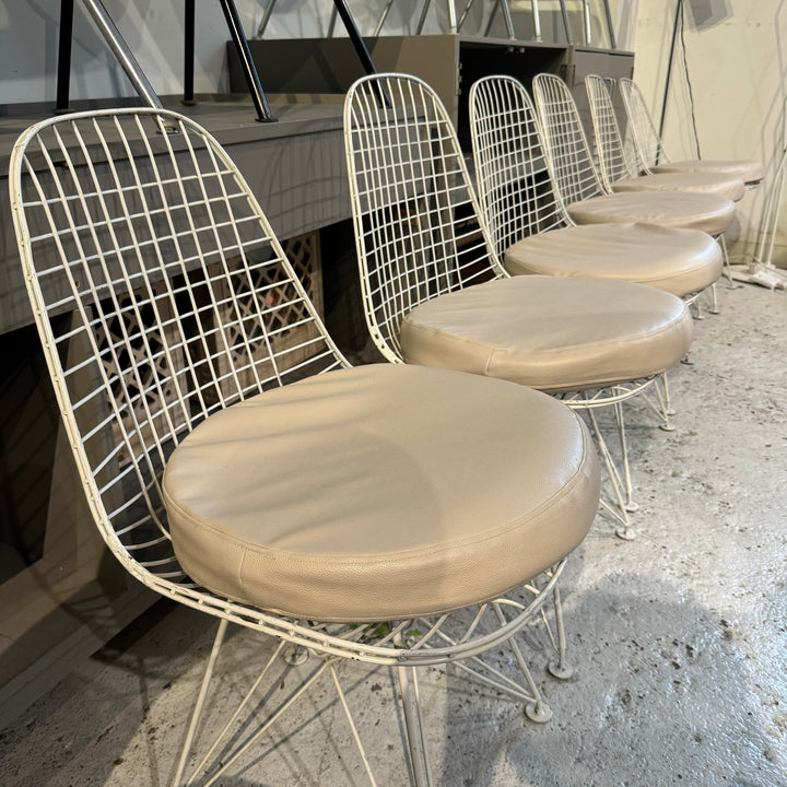 (6) Eames DKR Eiffel Style Chairs